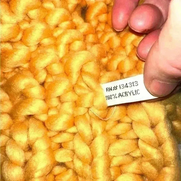 Bundle 2 beanie hats one mustard with furry pin, one‎ tan with gold thread. - Picture 4 of 8